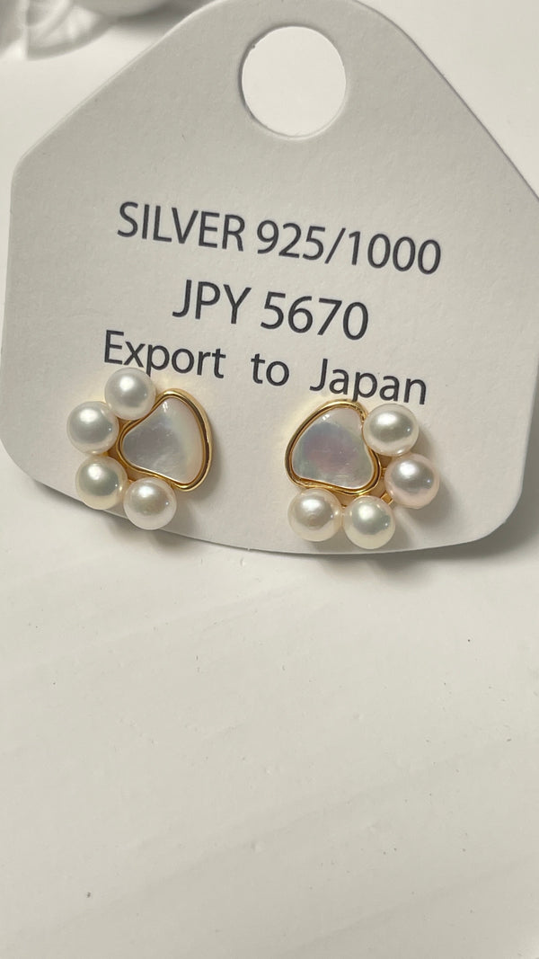 Cat Paw real pearl earrings